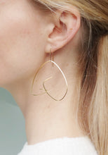 verso earrings (medium)